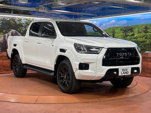 TOYOTA HILUX 4WD 2023