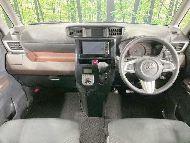 TOYOTA ROOMY 4WD 2017