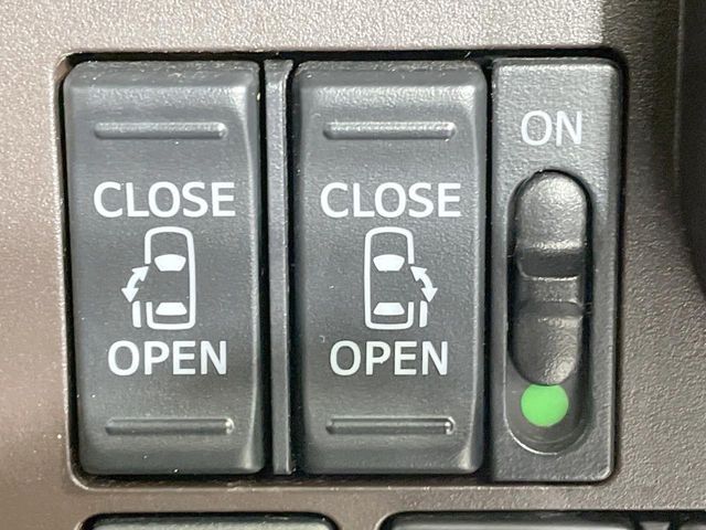 TOYOTA ROOMY 4WD 2017