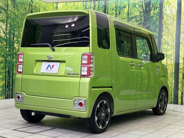 DAIHATSU WAKE 2016