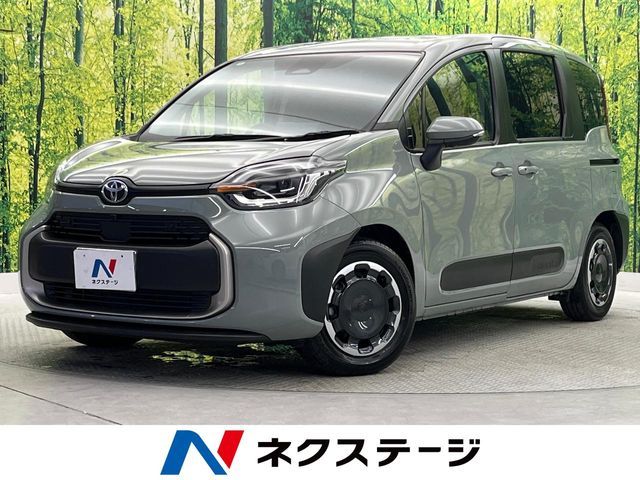 TOYOTA SIENTA HYBRID 2024