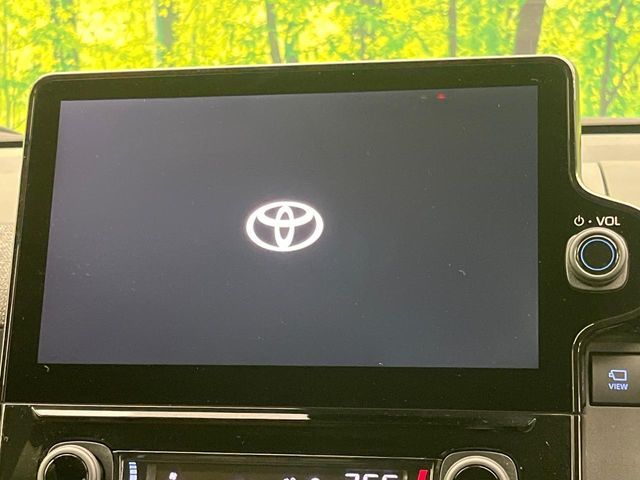 TOYOTA SIENTA HYBRID 2024