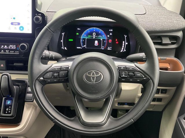 TOYOTA SIENTA HYBRID 2024