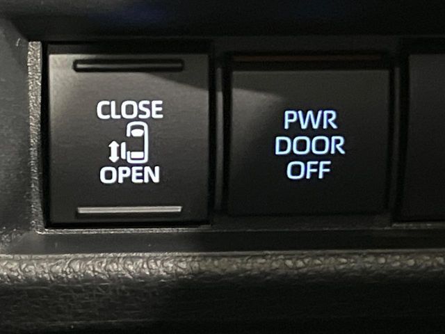 TOYOTA SIENTA HYBRID 2025