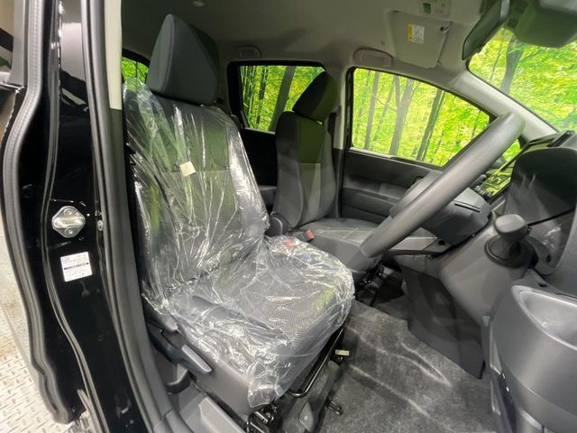 TOYOTA SIENTA HYBRID 2025