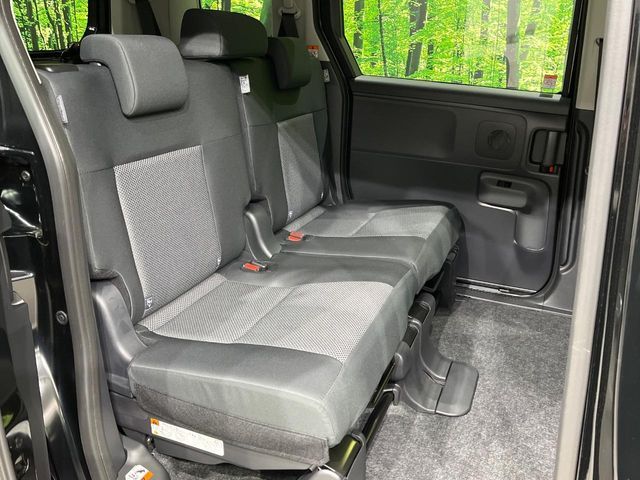 TOYOTA SIENTA HYBRID 2025