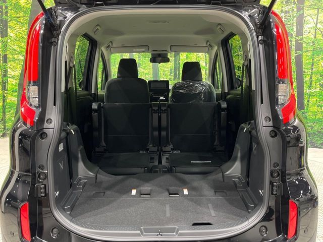 TOYOTA SIENTA HYBRID 2025