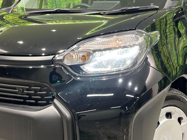 TOYOTA SIENTA HYBRID 2025