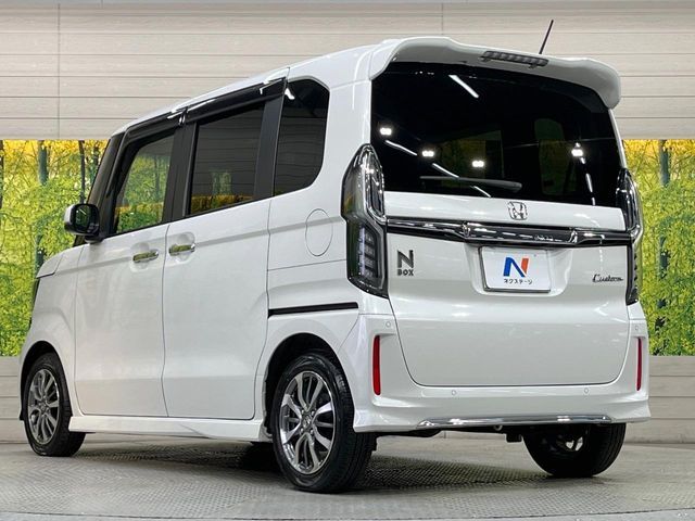 HONDA N BOX CUSTOM 2022
