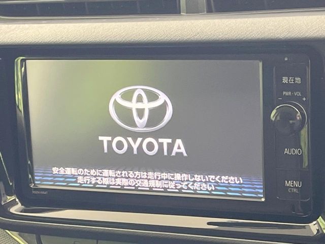 TOYOTA AQUA 2015