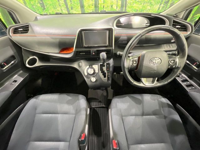 TOYOTA SIENTA 4WD 2015