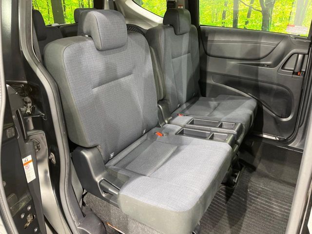 TOYOTA SIENTA 4WD 2015