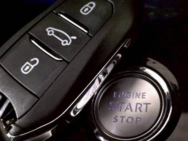 PEUGEOT PEUGEOT 3008 2021