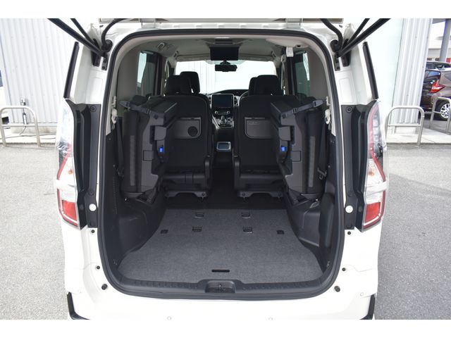 NISSAN SERENA  WG 2021