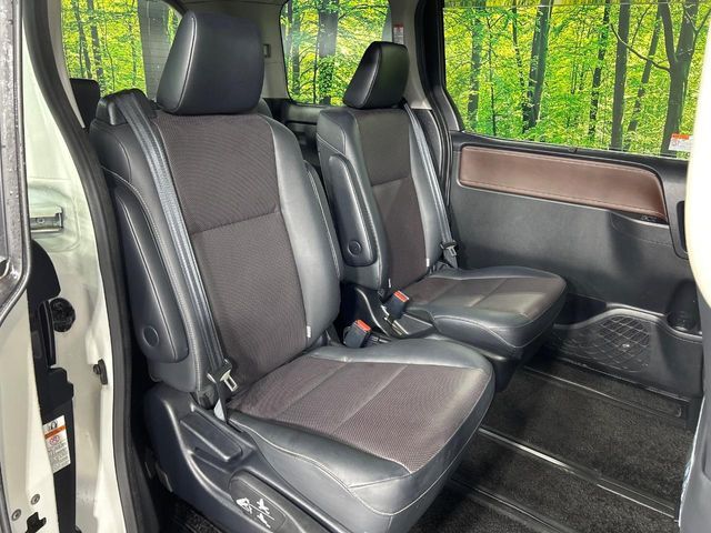 TOYOTA ESQUIRE 4WD 2015