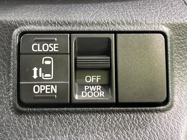 TOYOTA SIENTA 4WD 2016