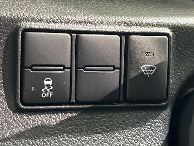 TOYOTA SIENTA 4WD 2016