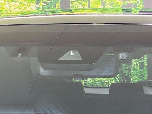 TOYOTA HARRIER HYBRID 2022