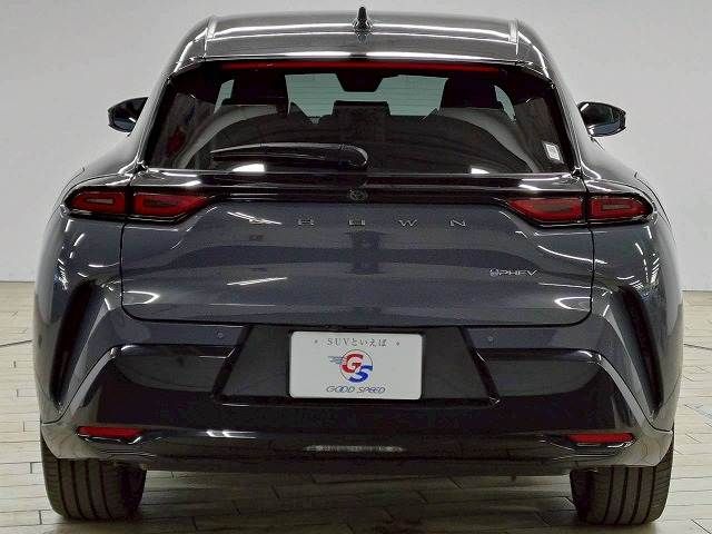 TOYOTA CROWN SPORT 2024