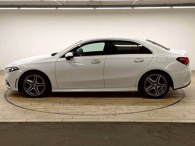 MERCEDES BENZ MERCEDES BENZ A class sedan 2020