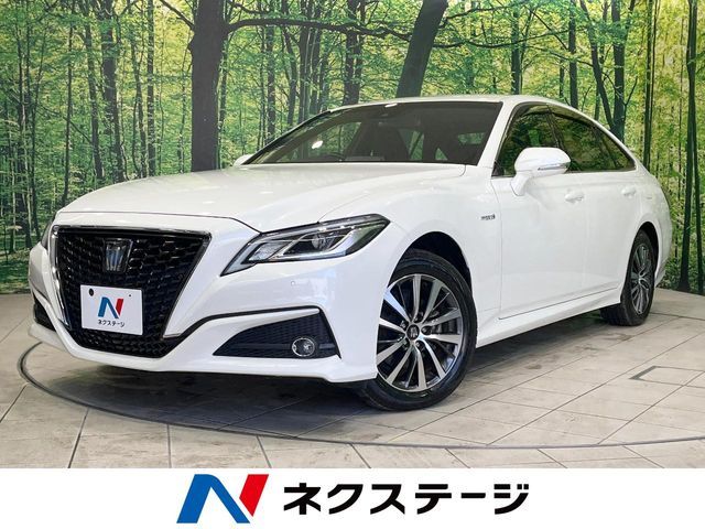 TOYOTA CROWN sedan hybrid 4WD 2018