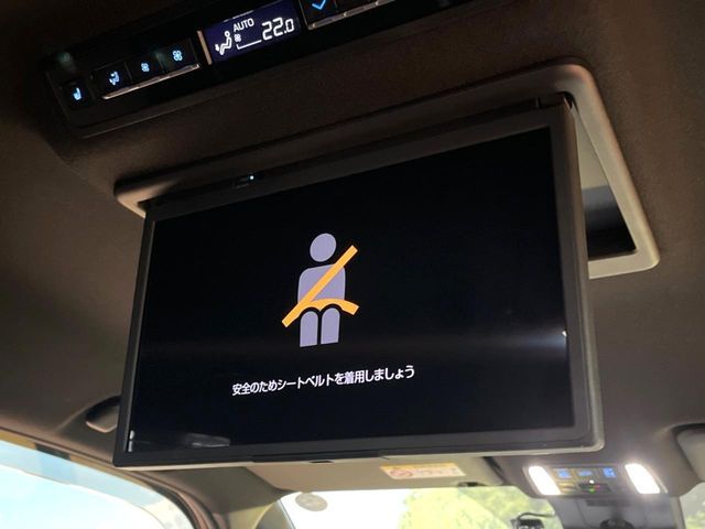 TOYOTA VOXY HYBRID 2023