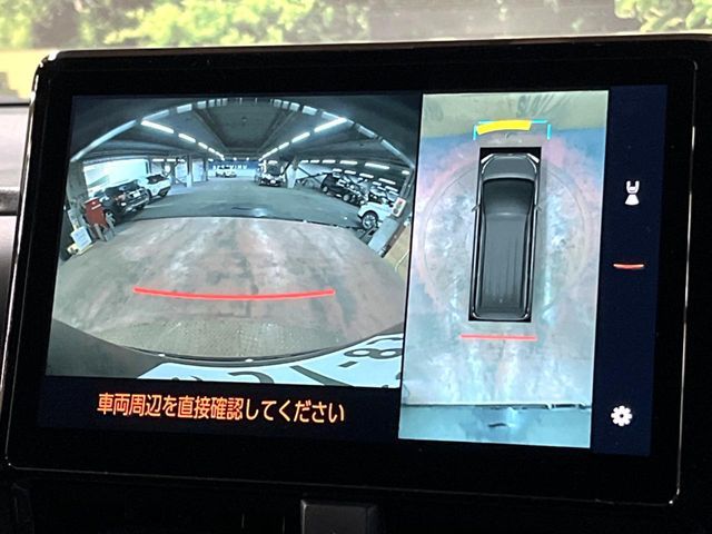 TOYOTA VOXY HYBRID 2023