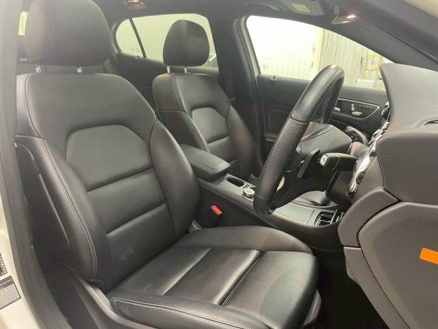 MERCEDES BENZ MERCEDES BENZ GLA class 2019