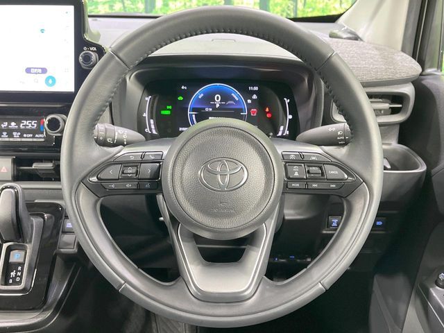 TOYOTA SIENTA HYBRID 2023