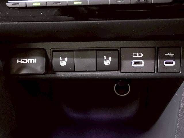 TOYOTA YARIS CROSS HYBRID 2025