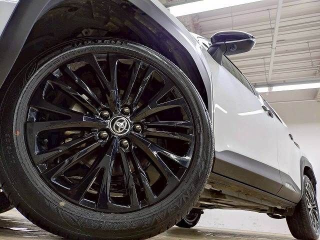 TOYOTA YARIS CROSS HYBRID 2025