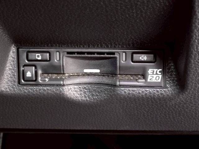 TOYOTA YARIS CROSS HYBRID 2025