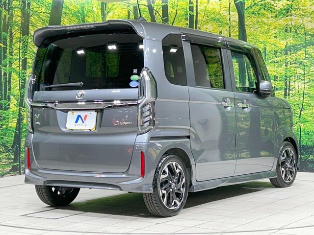 HONDA N BOX CUSTOM 2018