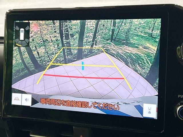 TOYOTA VOXY HYBRID 2022