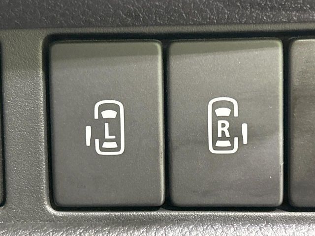 SUZUKI Spacia GEAR 2022