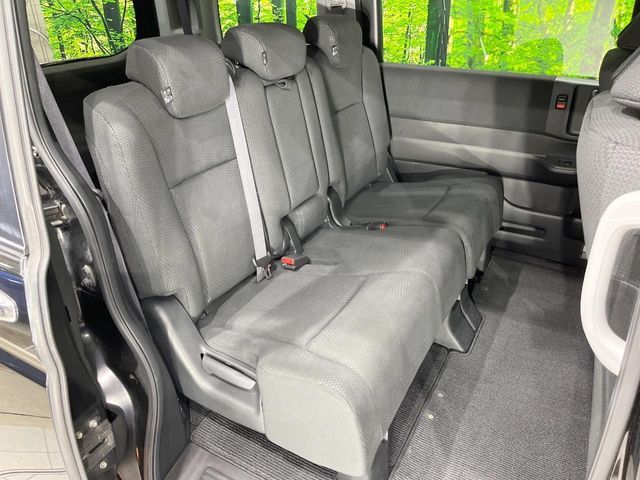 HONDA STEPWAGON SPADA 2012