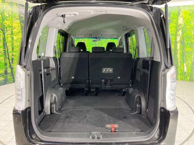 HONDA STEPWAGON SPADA 2012