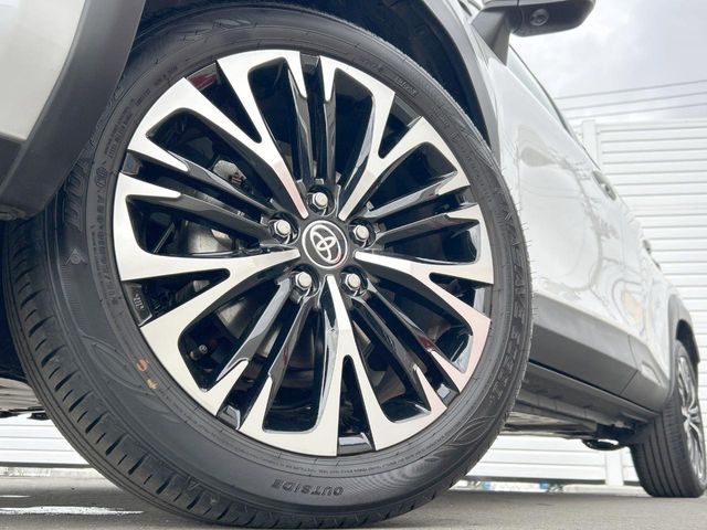 TOYOTA YARIS CROSS HYBRID 2025