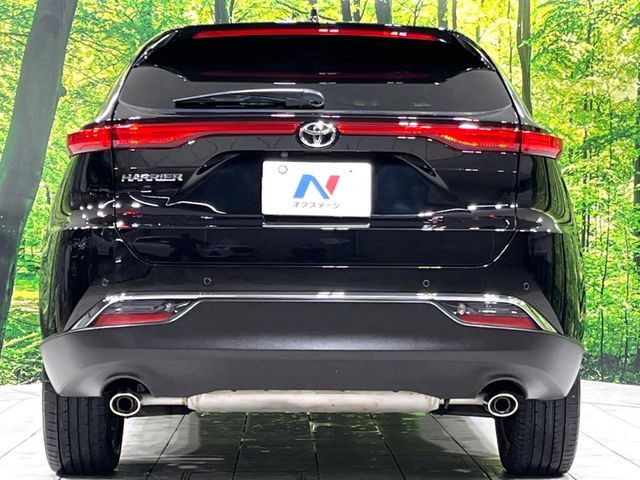 TOYOTA HARRIER 4WD 2023