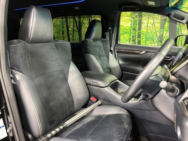 TOYOTA VELLFIRE  HYBRID 4WD 2022