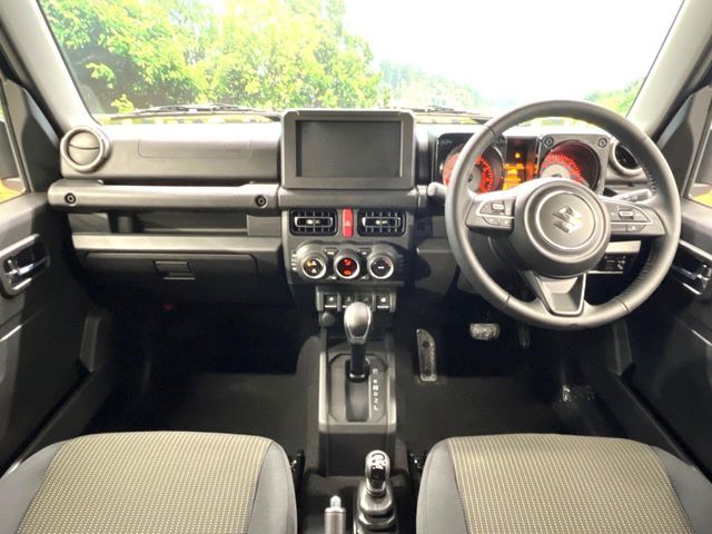 SUZUKI JIMNY NOMADE 2025