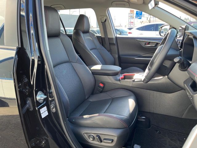 TOYOTA RAV4 4WD 2024