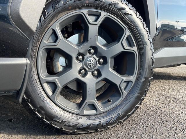 TOYOTA RAV4 4WD 2024