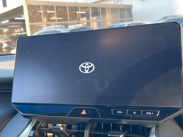 TOYOTA HARRIER 2WD 2023