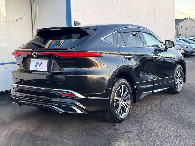 TOYOTA HARRIER 2WD 2023