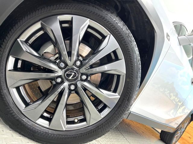 TOYOTA LEXUS UX250h 2020