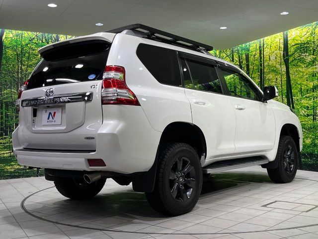 TOYOTA LANDCRUISER PRADO 2015