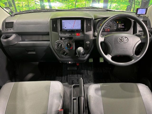 TOYOTA TOWNACE van 4WD 2024