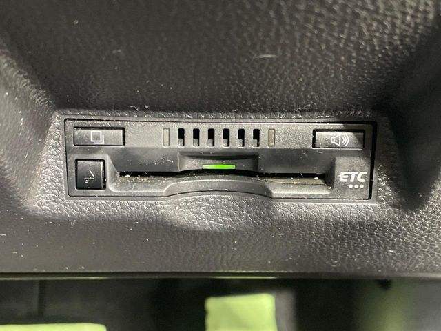 TOYOTA YARIS HYBRID 2020