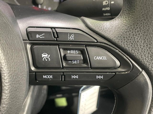 TOYOTA YARIS HYBRID 2020